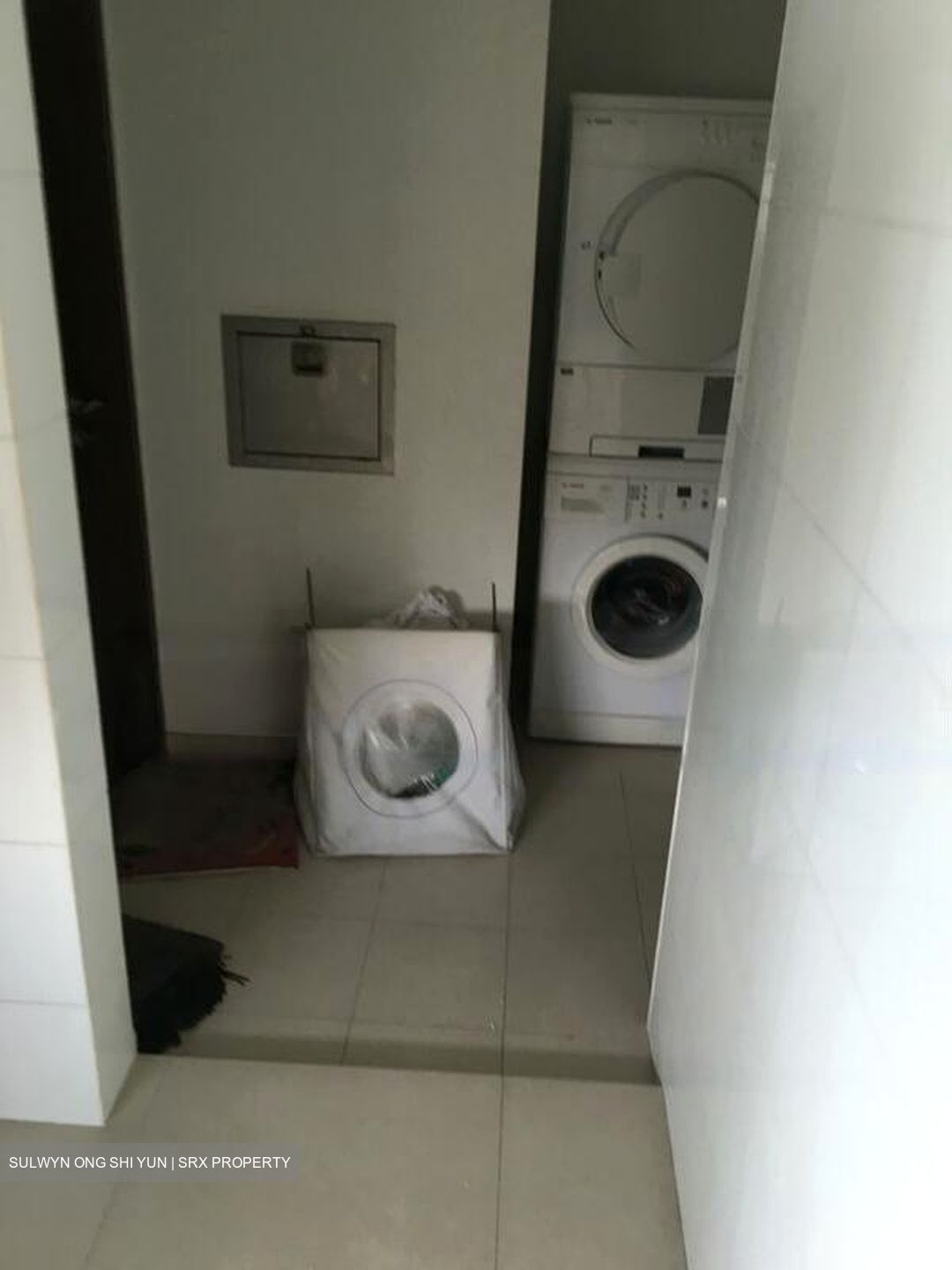 Latitude (D10), Condominium #556325841
